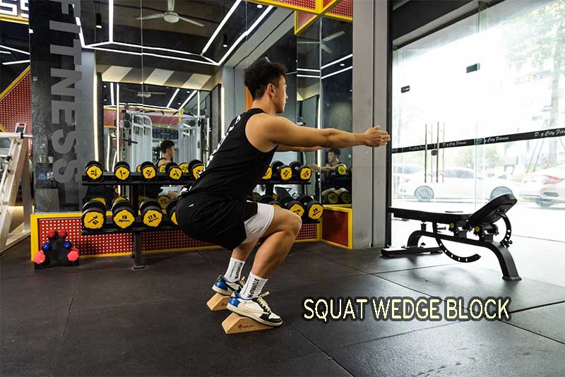 Squat Wedge Block
